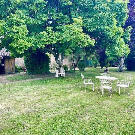 La Casa Del Papa - Maison Spacieuse Avec Jardin Dole Esterno foto