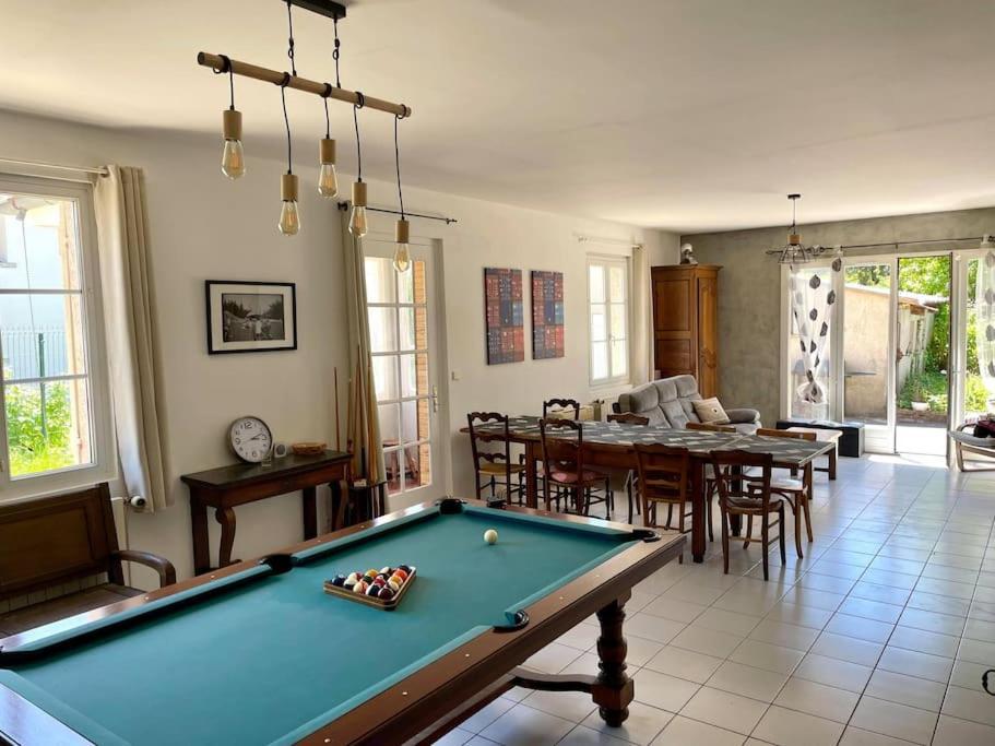 La Casa Del Papa - Maison Spacieuse Avec Jardin Dole Esterno foto