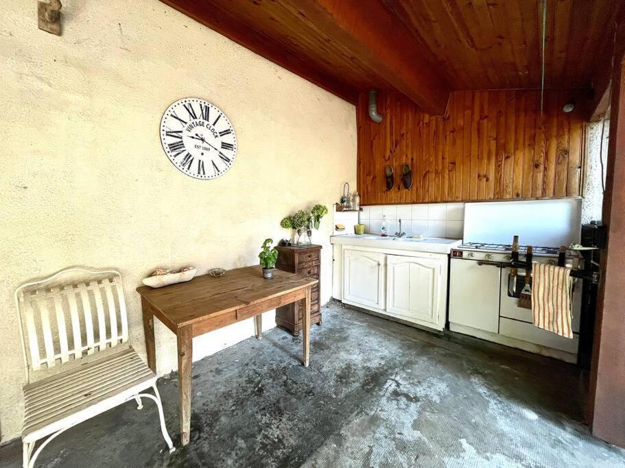 La Casa Del Papa - Maison Spacieuse Avec Jardin Dole Esterno foto